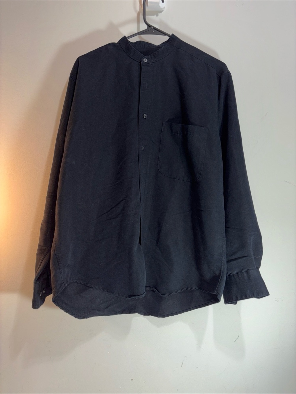 J.Ferrar Men's Black Collarless Button-Front Jacket. 1067